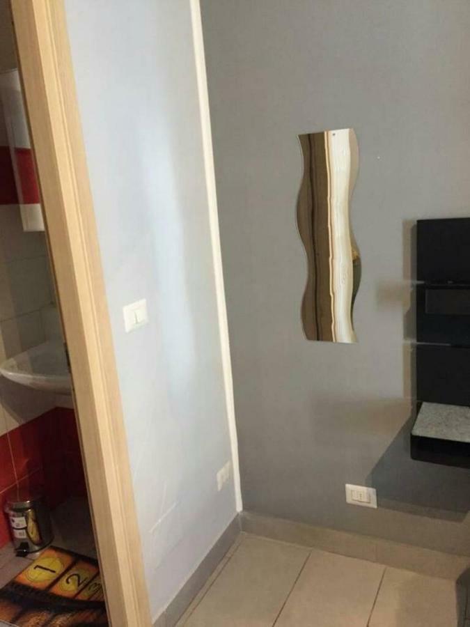 Cinecasa Di Andrea E Cristina Apartment ตูริน ภายนอก รูปภาพ